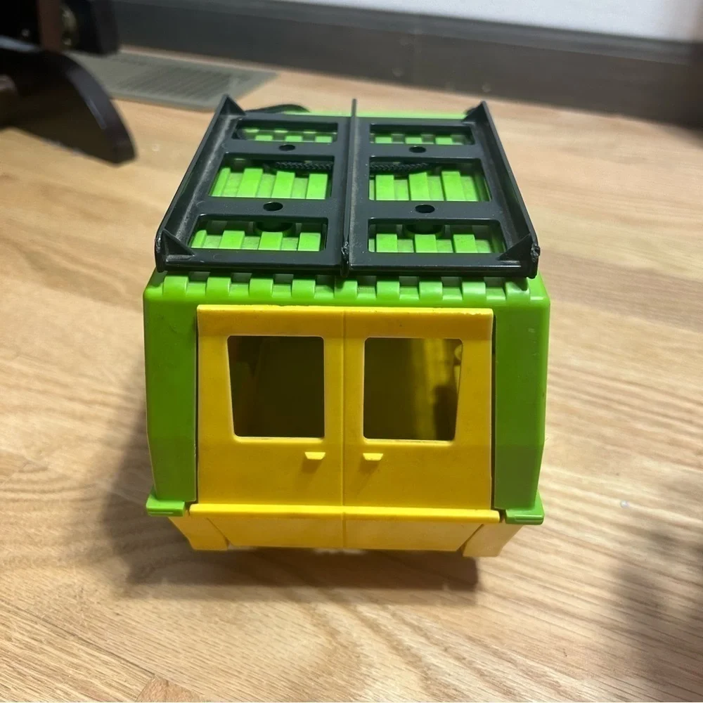 Vintage Fisher Price Adventure People Van Green Kids Toy 1977